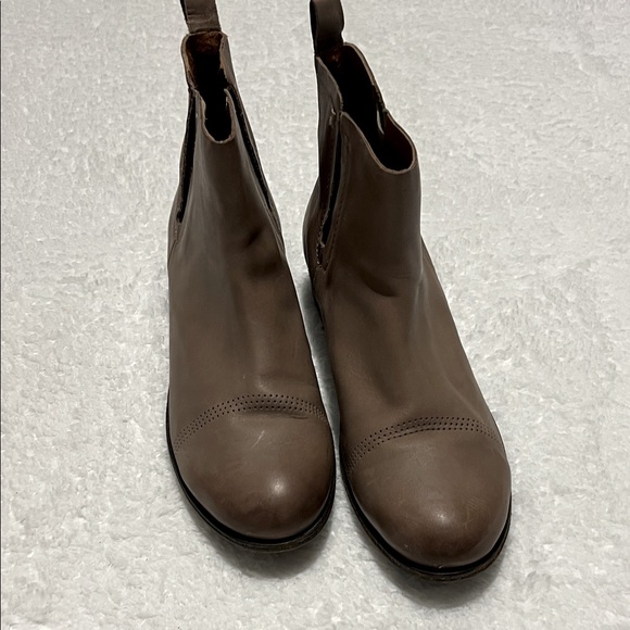 Olukai MALIE Women's Dress Boot Clay US Size 9 Medium - Picture 2 of 9